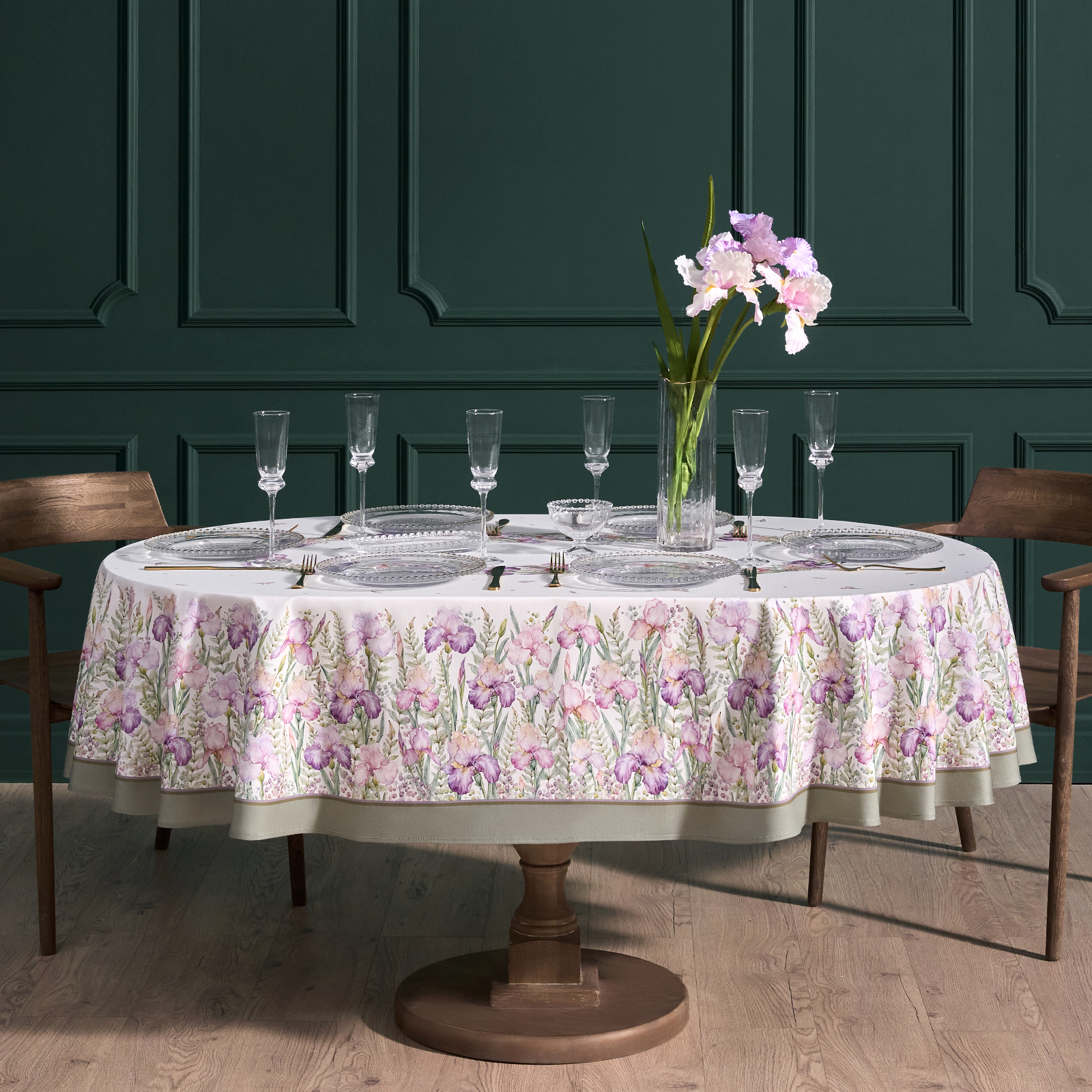 СКАТЕРТЬ  ОВАЛЬНАЯ  