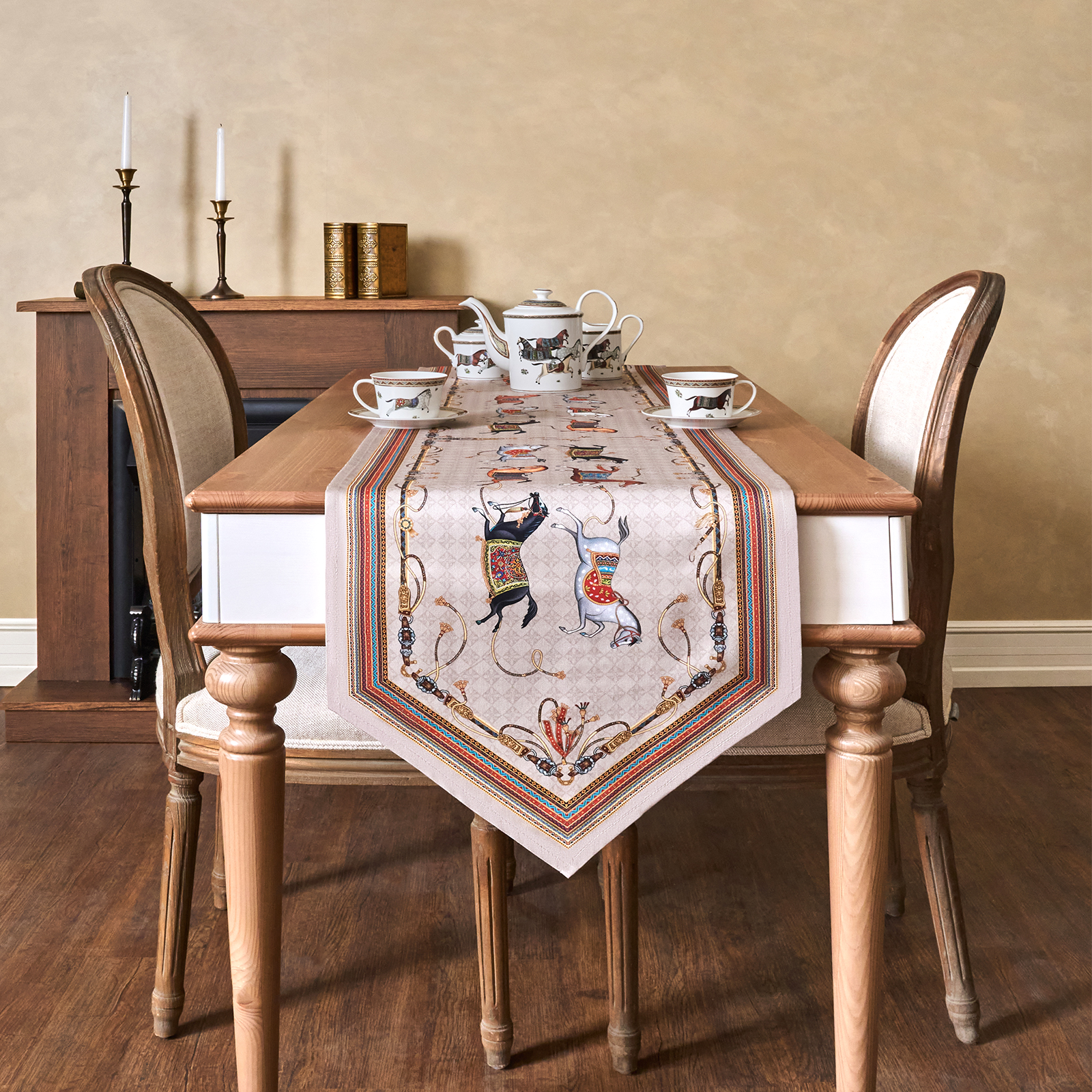 ДОРОЖКА НА СТОЛ 