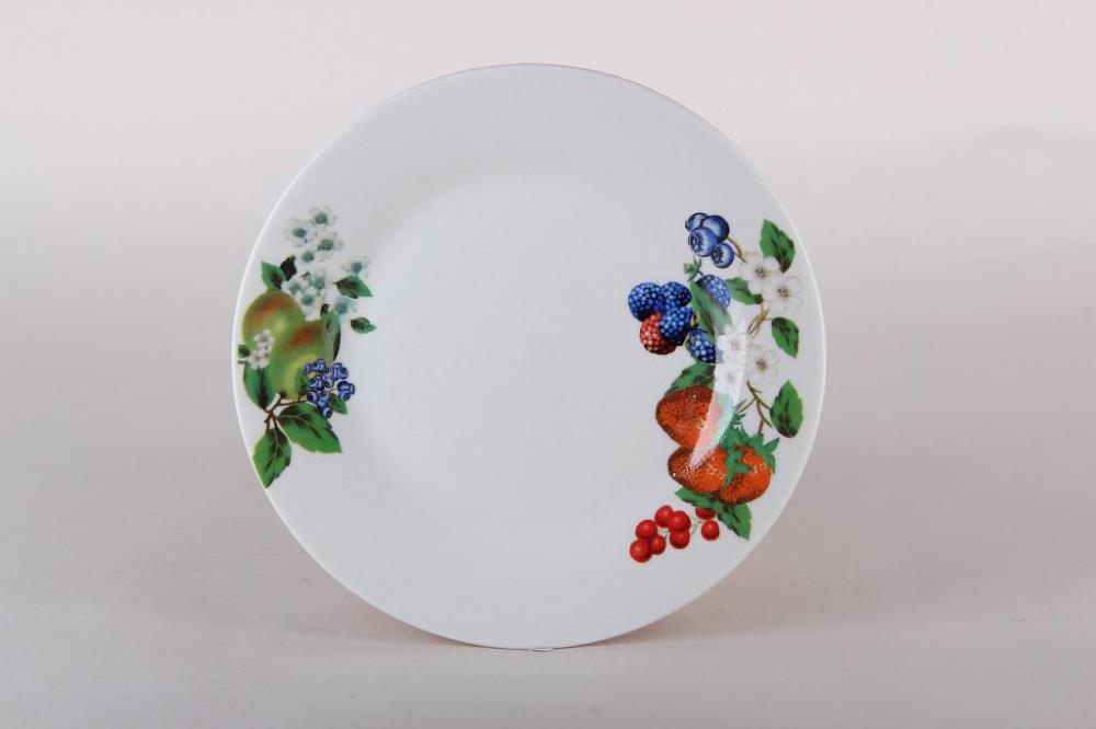 Summer berries Тарелка десертная 18см  кратно 12
