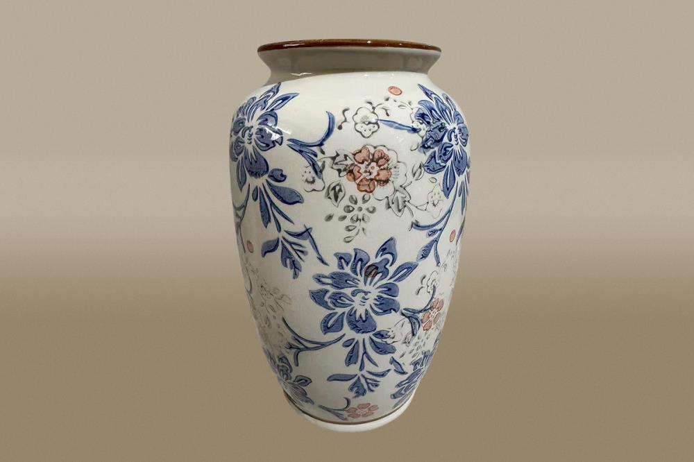 Ваза для цветов 14.5х25см фарфор кратно 1 Ваза для цветов 14.5х25см фарфор кратно 1