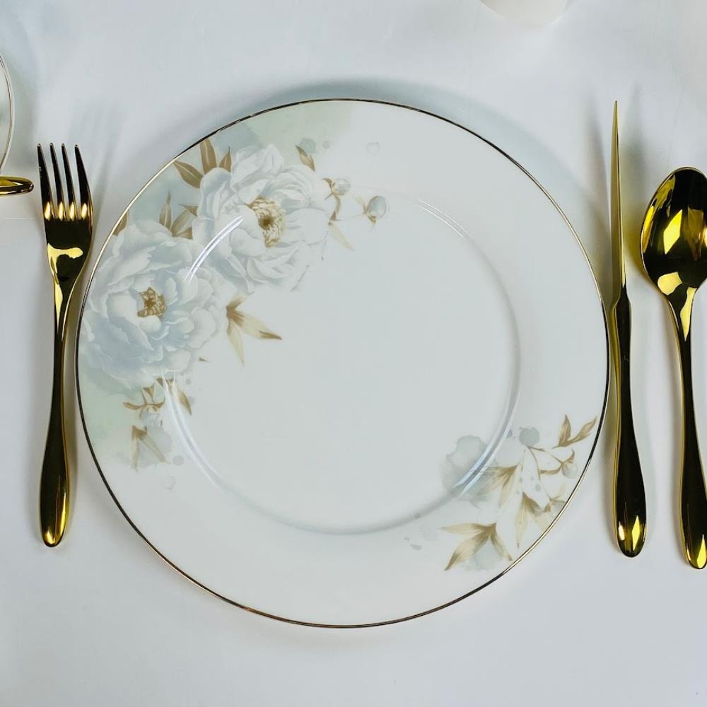 145-686 Набор из 6 тарелок 27см ЛИЛИАН в под.уп.(х5)Костяной фарфор 145-686 Набор из 6 тарелок 27см ЛИЛИАН в под.уп.(х5)Костяной фарфор