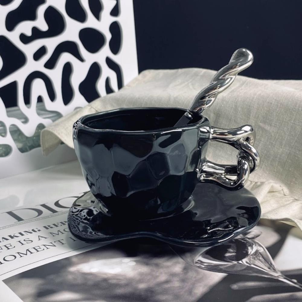 163-076 Чашка 280мл с блюдцем и ложкой в под.уп.(х24)