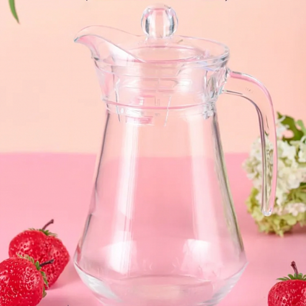 ARC Кувшин 1.6л с крышкой