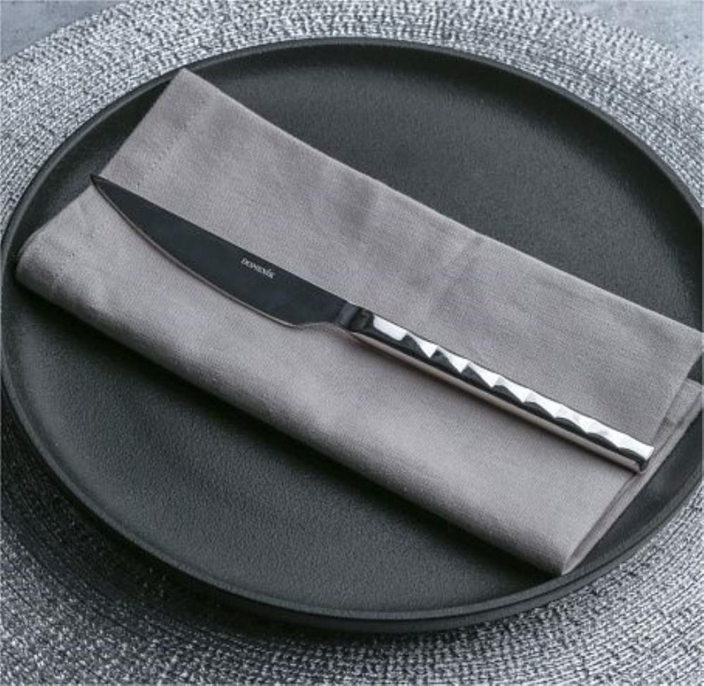 PYRAMID Нож столовый