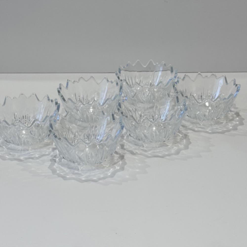 944-1 Набор салатников VICTORIA 6шт 12,5см 200 мл (х36) 944-1 Набор салатников VICTORIA 6шт 12,5см 200 мл (х36)