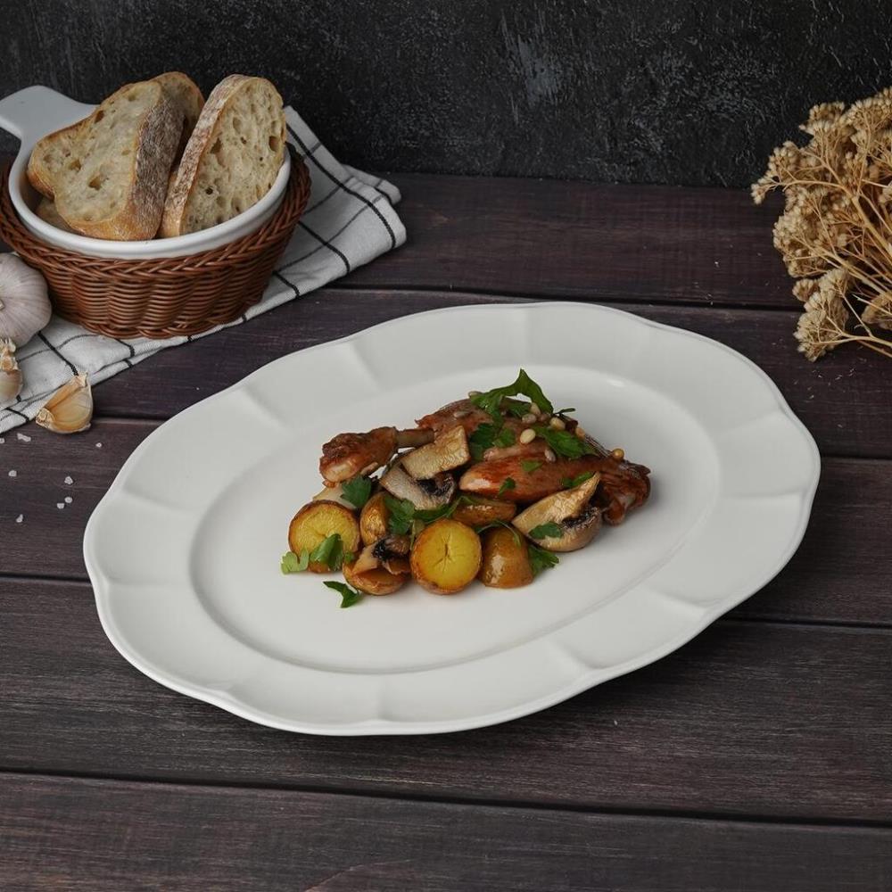 Retro Ritz & Bella-White Блюдо овальное 34*23*2,7 см, фарфор 