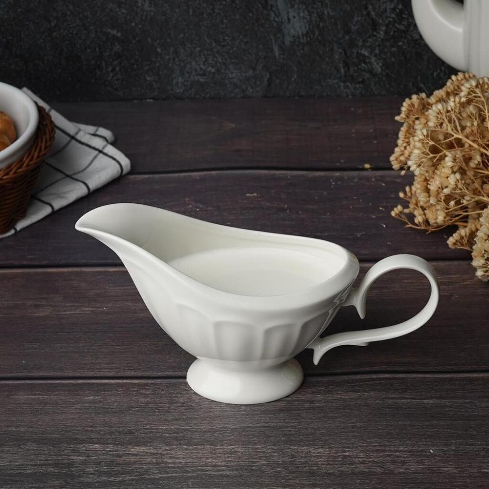 Retro Ritz & Bella-White Соусница 220мл,19,8*8 см h10,4 см, фарфор 