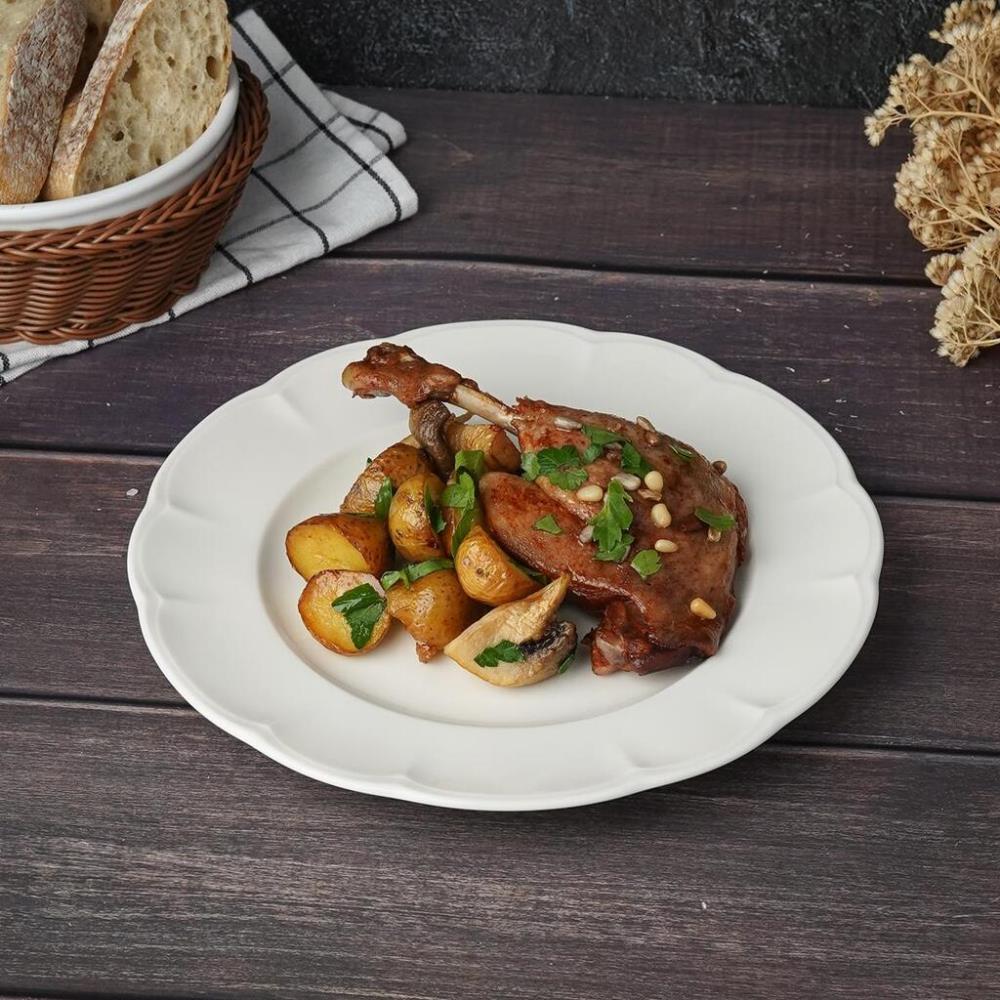 Retro Ritz & Bella-White Тарелка 23 см, фарфор 