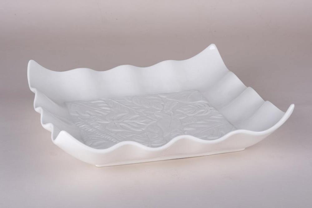 Блюдо квадратное 30см кратно 4