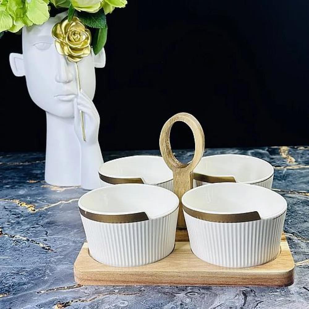 133-281 Набор из 4 салатников 10см на подставке ЭЛЛАДА в под.уп.(х10)Фарфор